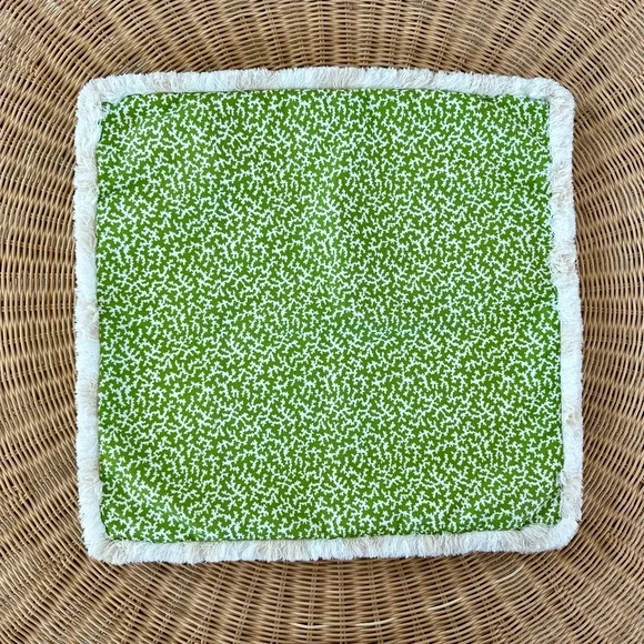 Serena & Lily Reef Outdoor Pillow Cover - Thumbnail 2